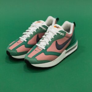 Sports Shoes