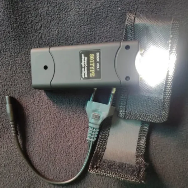 High Voltage Electric Shock Device for Self Defence