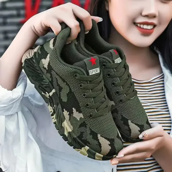 Camouflage Shoes for Men and Women (2) Camouflage Shoes for Men and Women