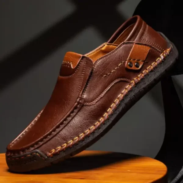 Hand-stitched Men's Casual Shoes